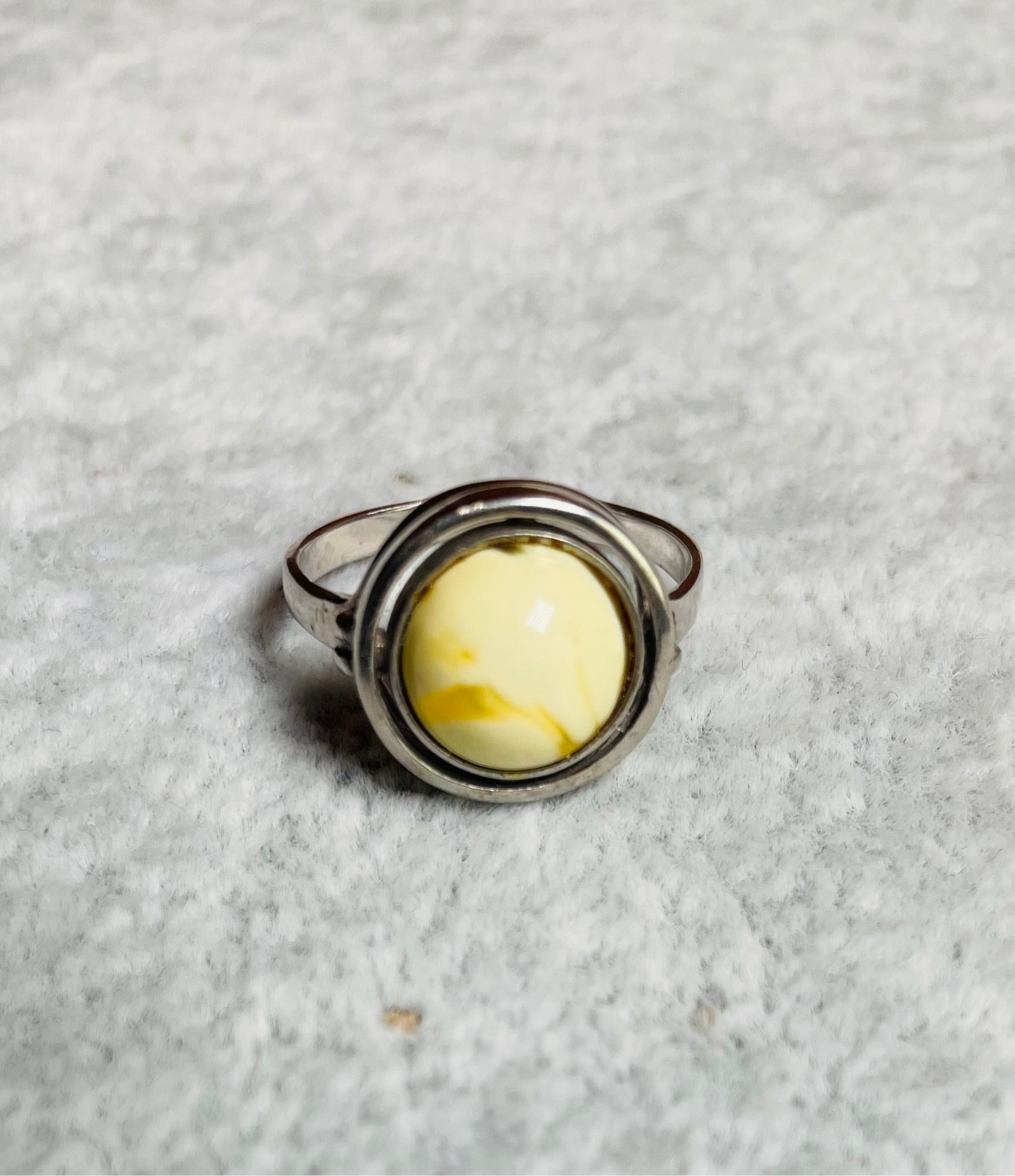 Handmade Baltic Natural Beeswax Yellow Amber Round 925 Sterling Ring(Size US#7.5)