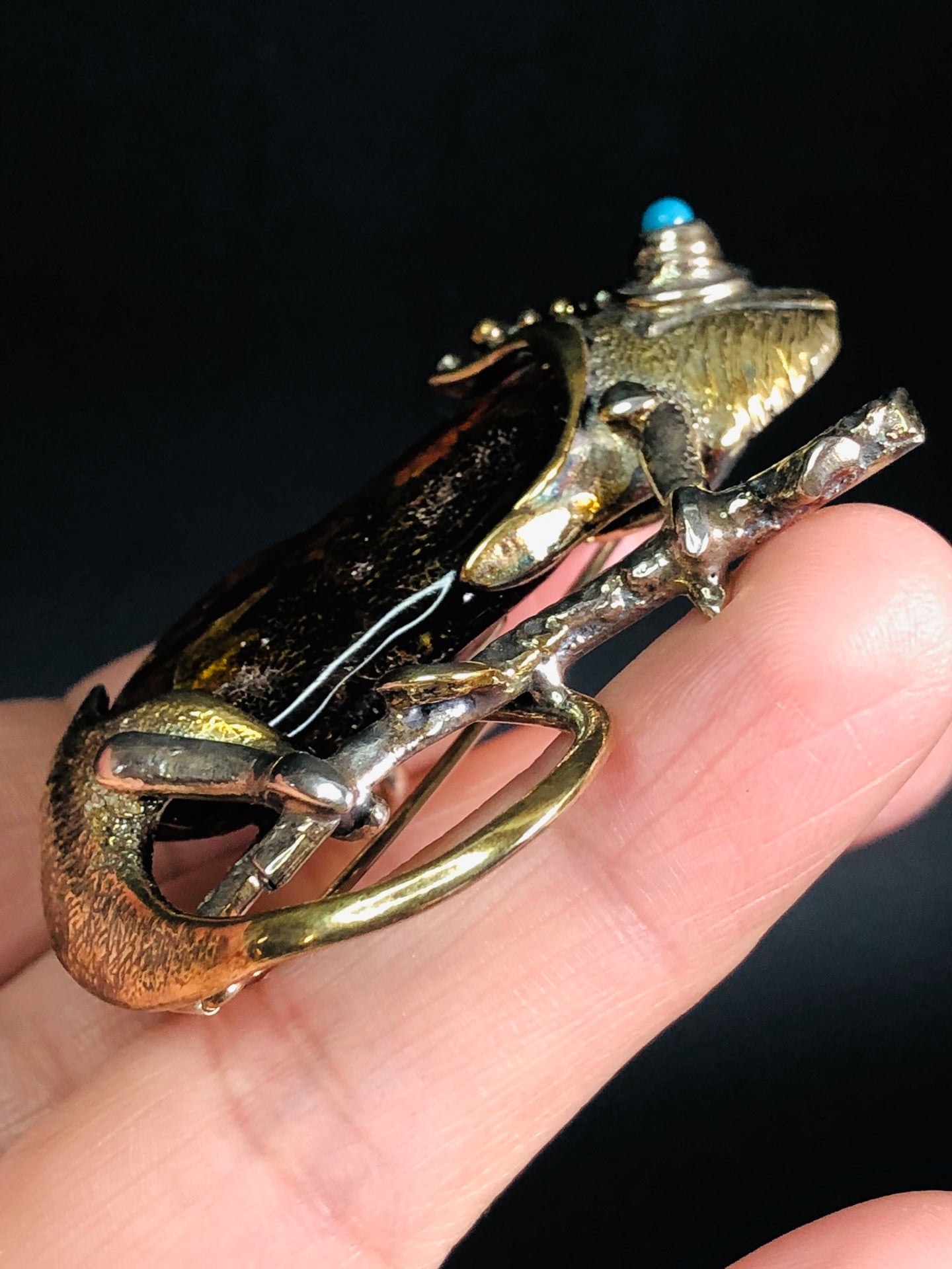 Handmade Genuine Baltic Natural Plant Amber Chameleon (Pendant & Brooch) 🦎without a chain