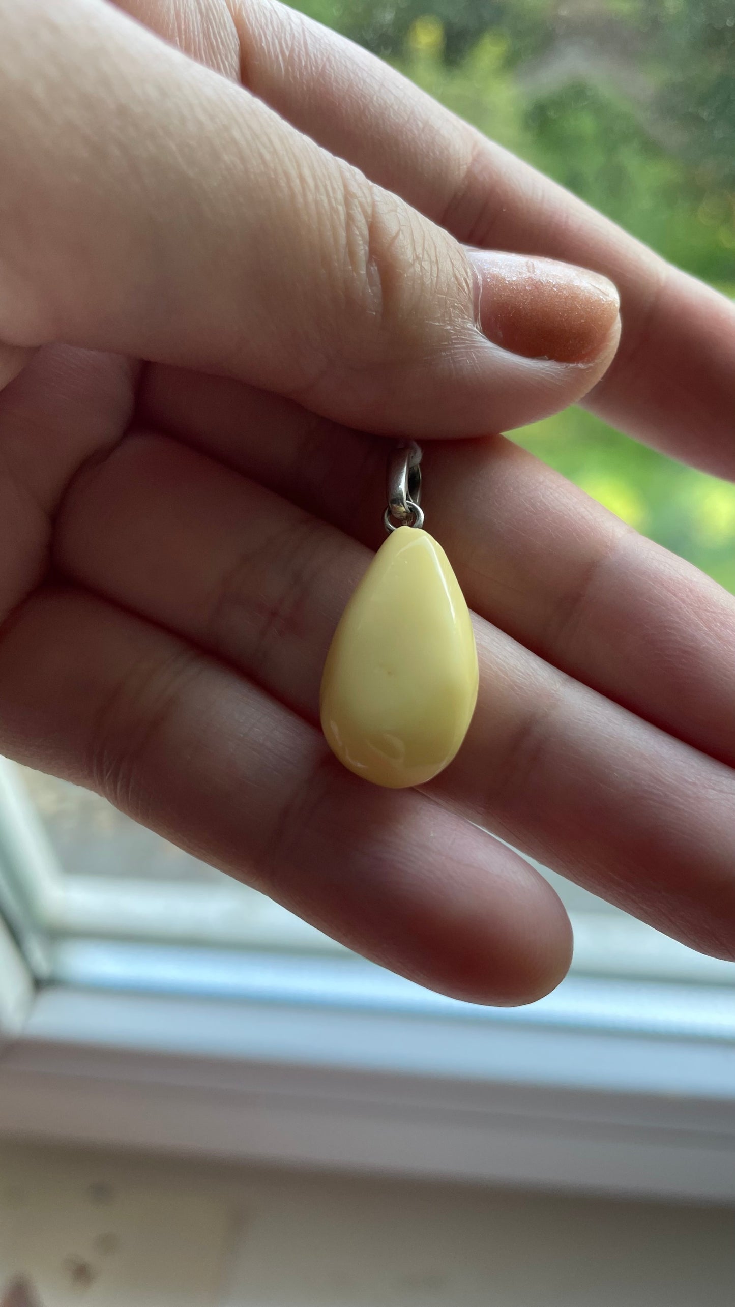 Handmade Fine Baltic Amber Pendant Drop Sterling Silver 925 - Butter Colour (1g)