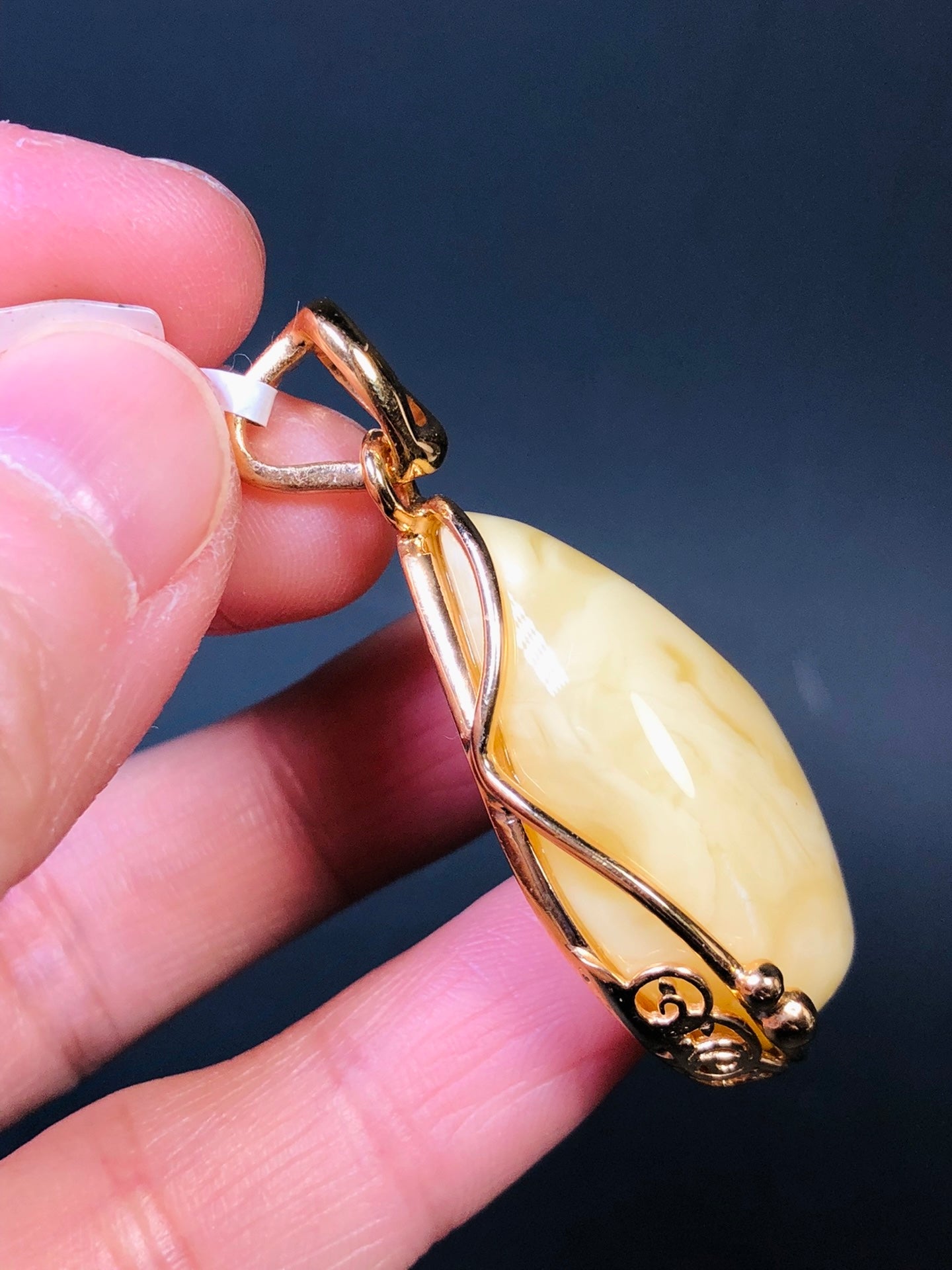 Handmade Genuine Baltic Natural White Amber Pendant 🩸without a chain