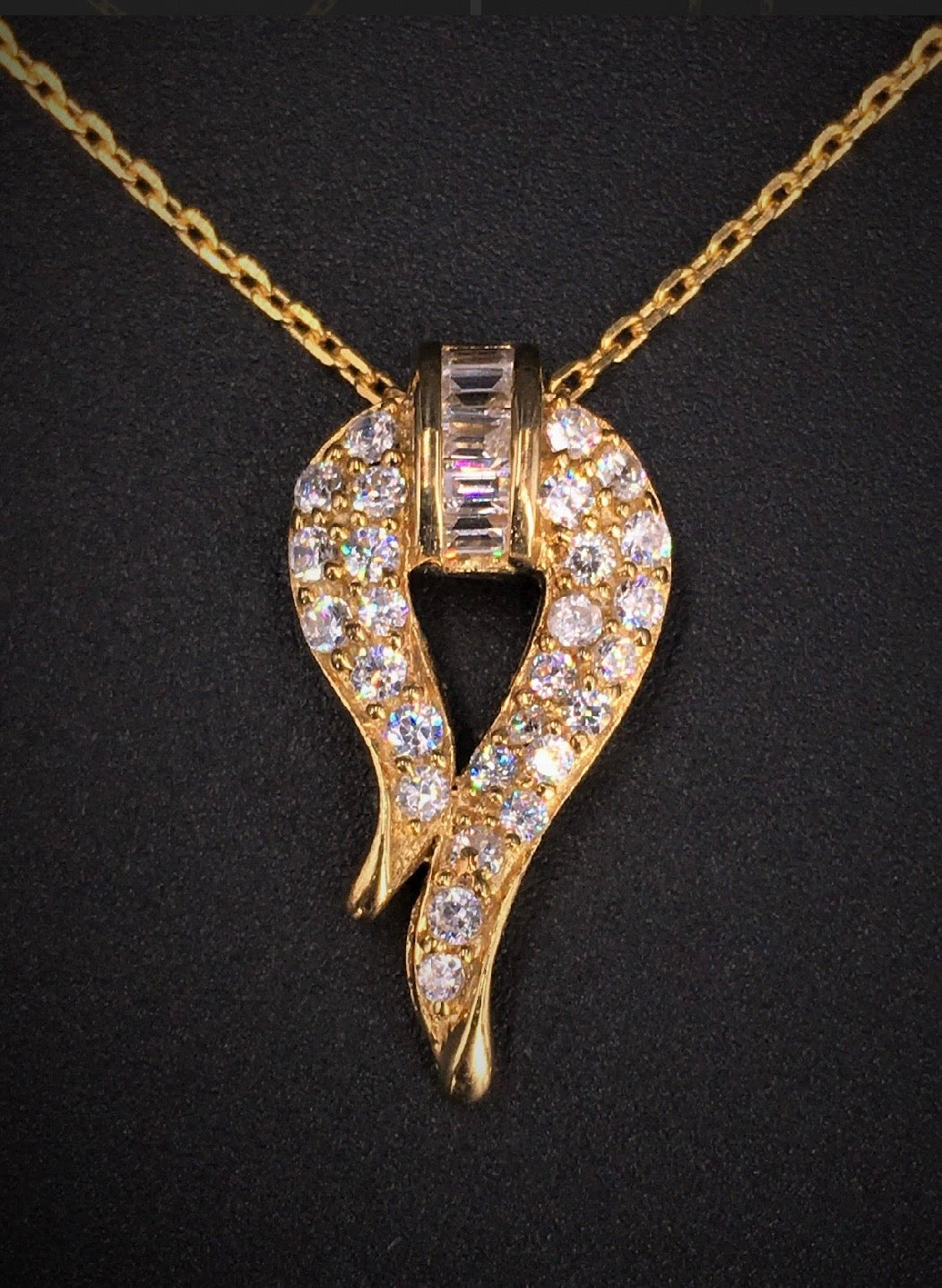 Tulip Bud Shaped Buckle Swarovski Crystal 18K Gold Plated 925 Sterling Silver Drop Pendant w/o chain