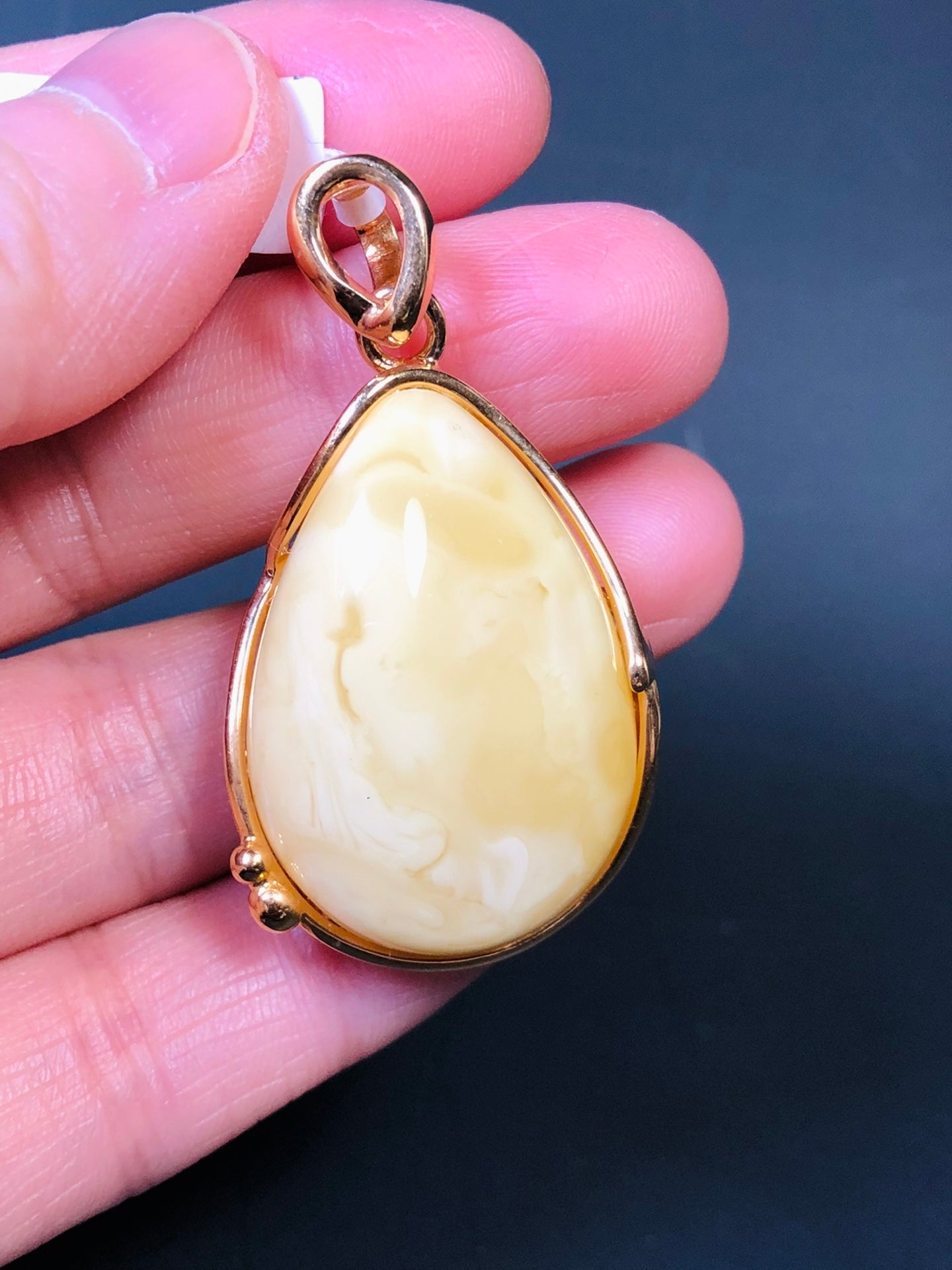 Handmade Genuine Baltic Natural White Amber Pendant 🩸without a chain