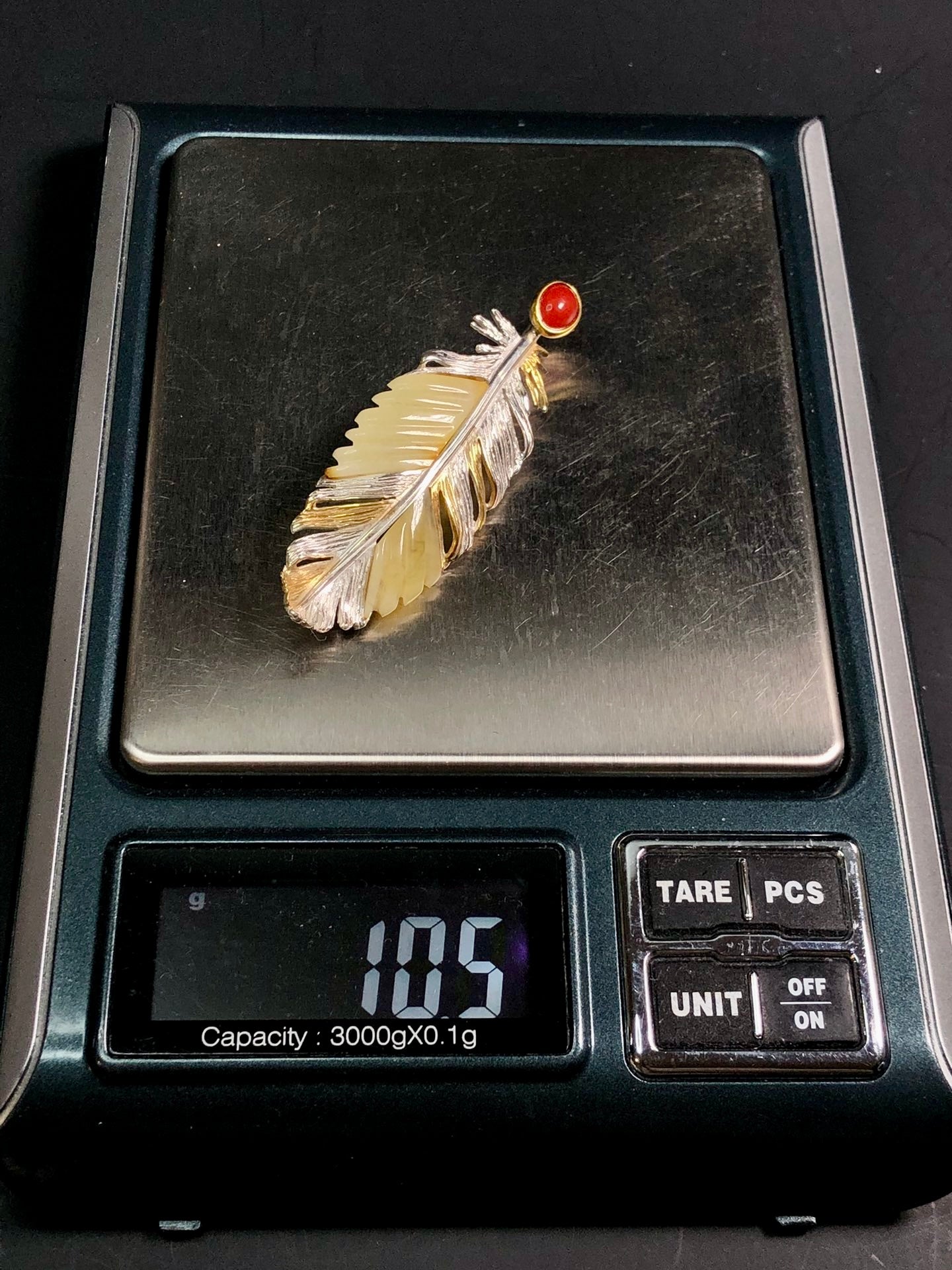 Handmade Genuine Baltic Natural White Amber and Italian red coral feather-shaped three-dimensional 925 Pendant/Brooch without a chain