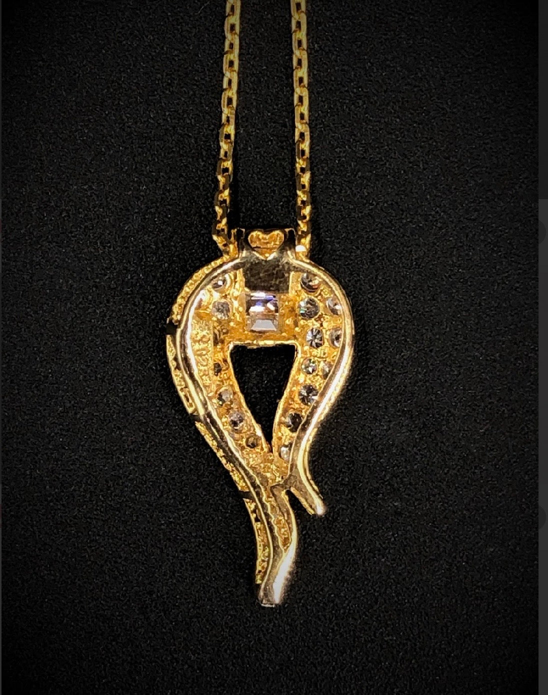 Tulip Bud Shaped Buckle Swarovski Crystal 18K Gold Plated 925 Sterling Silver Drop Pendant w/o chain